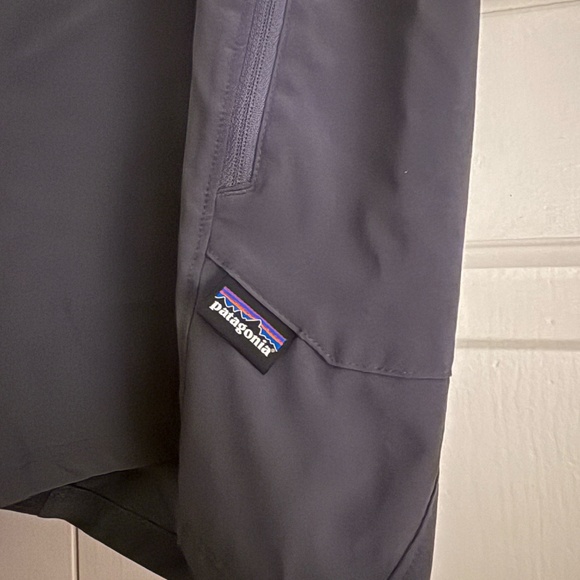 PATAGONIA WOMEN'S TYROLEAN MOUNTAIN BIKE SHORTS SIZE 14 - Picture 3 of 5